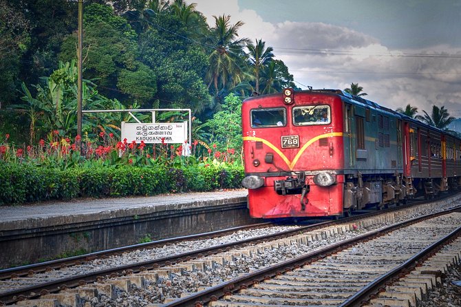 Colombo to Kandy Train Tickets (Reserved Seats) - What the praise gets right