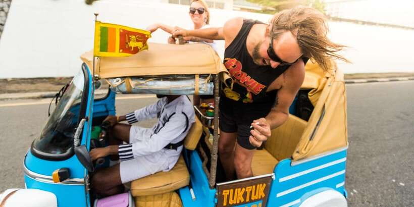 Colombo: Tuk Tuk City Highlights Tour with Lunch - Starting near Galle Face Hotel