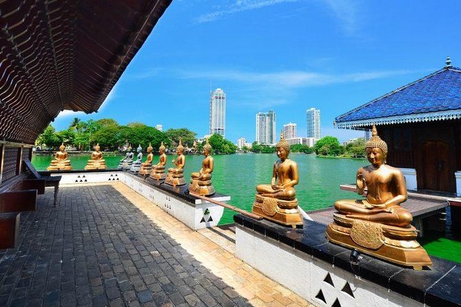 Colombo Walking Tour with Ajeet De Soyza - Grand Oriental Hotel and the harbor side