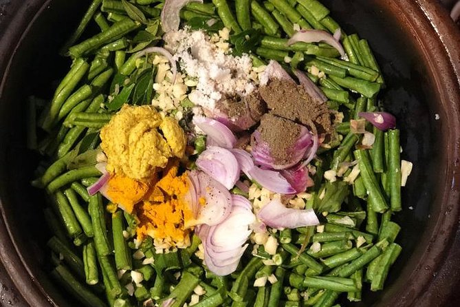 Cook with Wasantha - Starting at Wasantha’s kitchen in Unawatuna
