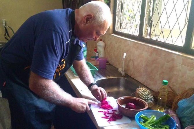 cooking lesson - Why this Bentota cooking class is worth your morning