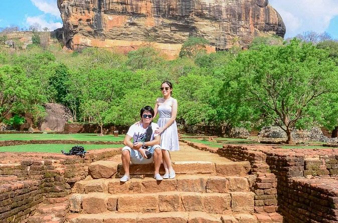 Dambulla, Sigiriya and Pidurandala Day Tour with a verified tour guide - What the private vehicle and guide add