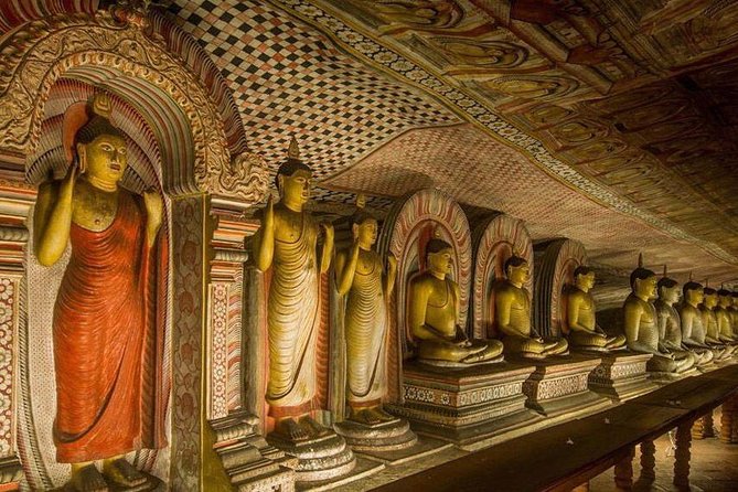 Dambulla & Sigiriya Day Tour from Colombo / Negombo with Lunch - Sigiriya’s steep climb and famous views