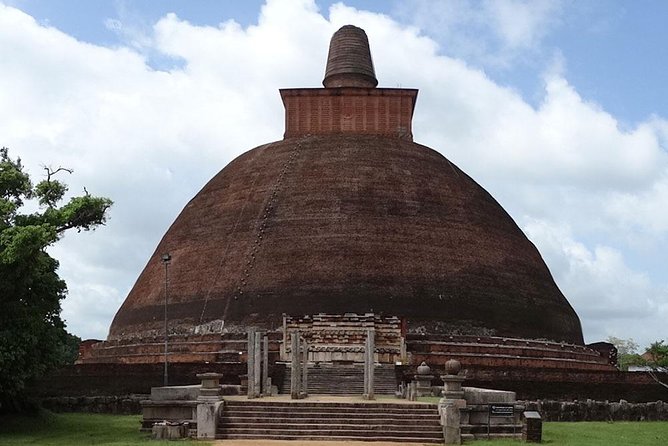 Day Tour Anuradhapura from Kandy by Lux Tours Lanka - Abayagiriya and the scale of ancient engineering