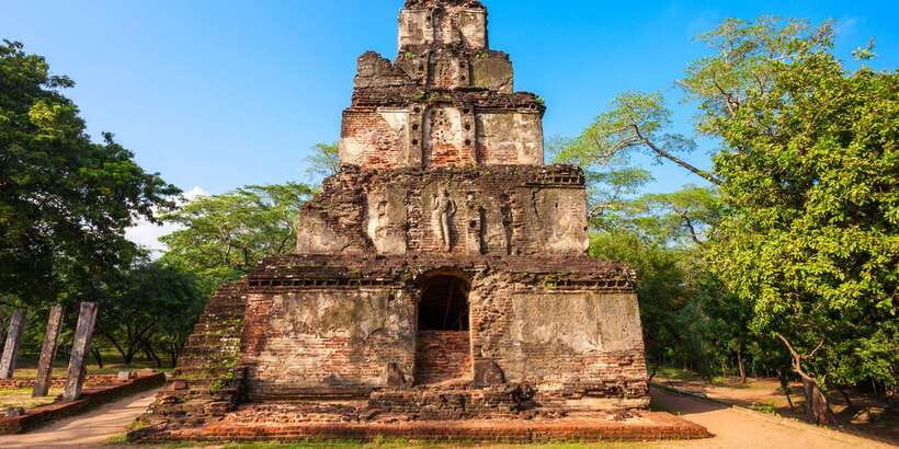 Day Trip to the Ancient Capital of Polonnaruwa From Colombo - Gal Vihara, the essential stop