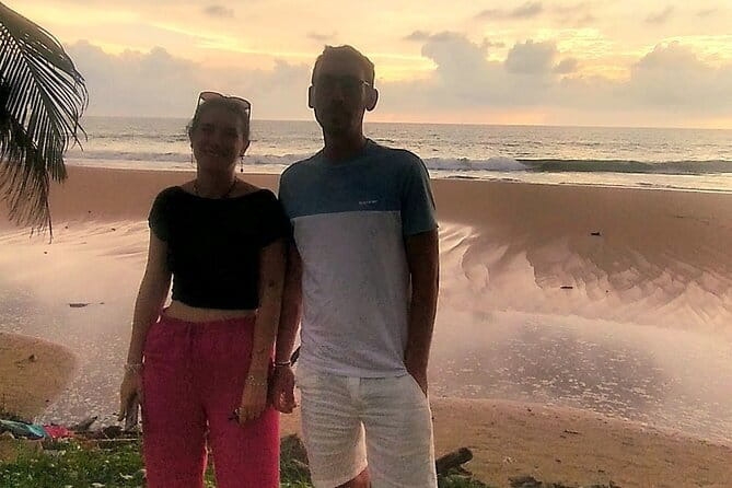 Day trips to Galle from colombo Visiting Its Highlights - Hikkaduwa: turtles and a lively coastal stop