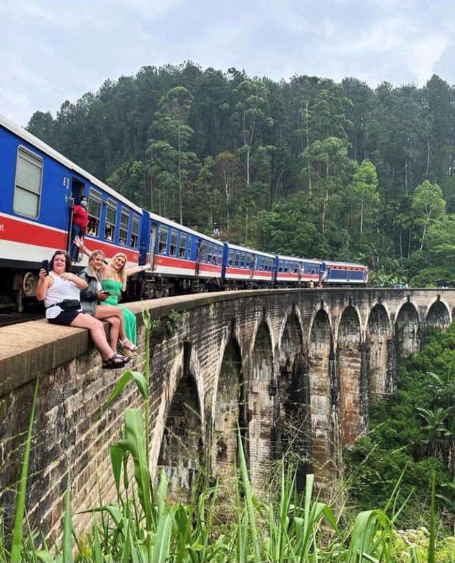Ella: Adventure day trip to explore Ella by tuk tuk - Demodara’s railway engineering