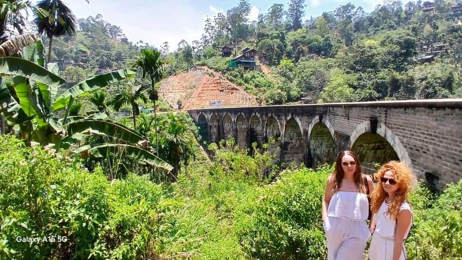 ELLA Lipton Seat Tea Test & Pluck 9Arch, Waterfalls, & Lunch - The three route choices explained