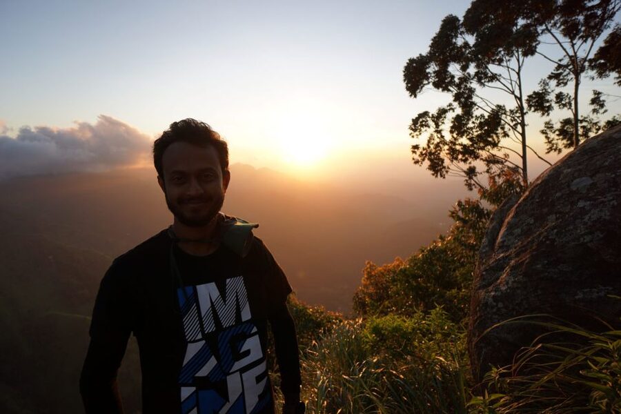 Ella Rock & 9 Arch Bridge, Little Adams Peak with Transfer - Lunch in Ella and the value of a real break