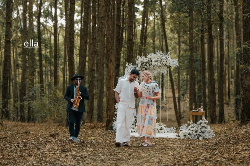 Ella Sri Lanka , Private Photoshoot | Photography Tours - Choosing Between Nine Arch Bridge and Ella’s Other Locations
