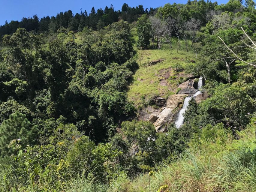 Ella: Waterfall hunting Hike to Bambarakanda and Lanka Falls - What to pack and how hard is it?