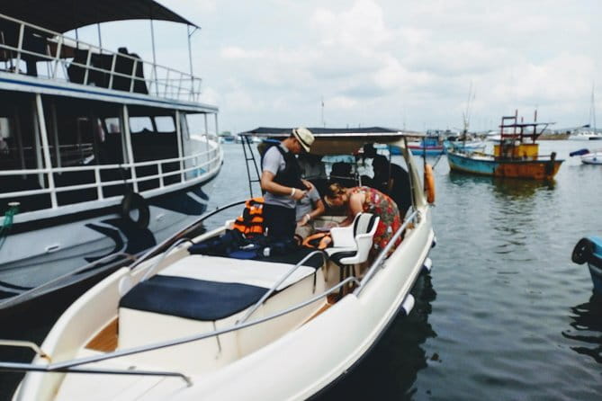 Experience the Beauty and History of Sri Lanka - Why the private vehicle matters