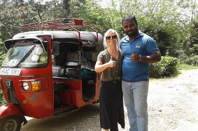 Explore Kandy Full Day Tuk Tuk City Tour - Kandy Market Hall and everyday city life
