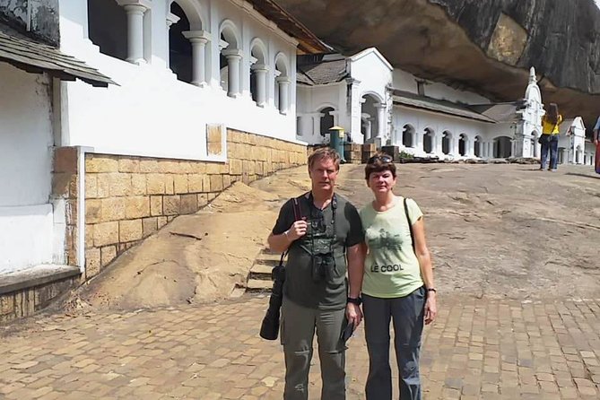 Fabulous 6 Days in Sri Lanka by Mahaweli from Colombo - Day 3: Kandy markets and the tea hills