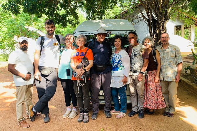 From Colombo Airport to Sigiriya or Kandy Private Transfer - The ride inland to Sigiriya