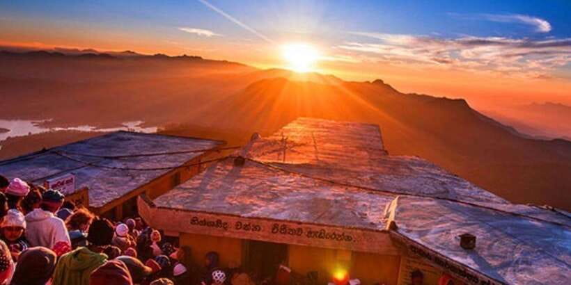 From Colombo/Negombo: Summit Thrills, Adams Peak Guided Hike - Key points to know before booking