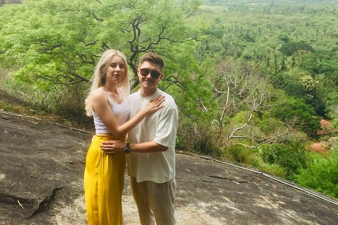 From Colombo: Sigiriya and Dambulla Day Trip and Safari - The Roadside Stops and Local Flavor