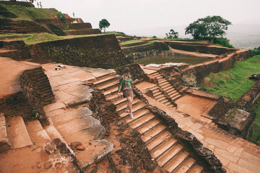 From Colombo: Sigiriya and Dambulla Day Trip with Safari - What to pack for the heat and temples