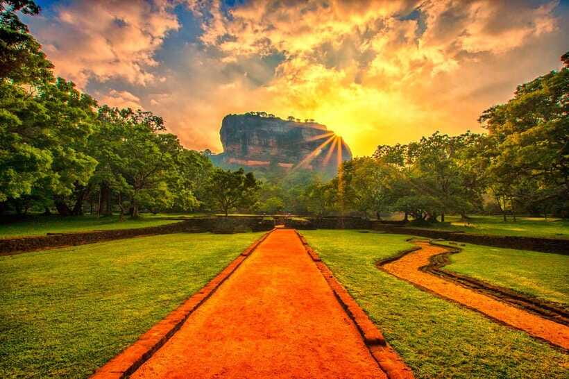 From Colombo: Sigiriya Rock Sunrise Climb with Dambulla … - Lunch and the long ride back to Colombo