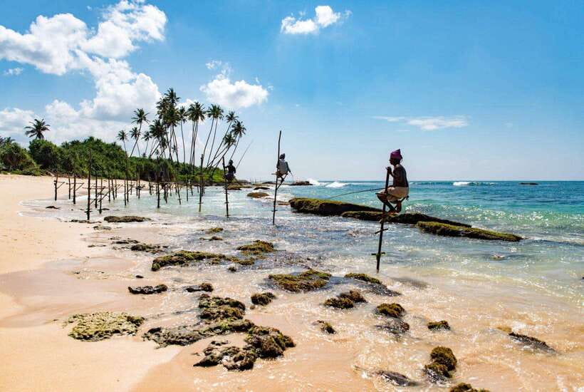 From Colombo to Galle Fort and Jungle Beach Day Trip - Hikkaduwa brings turtles and the sea