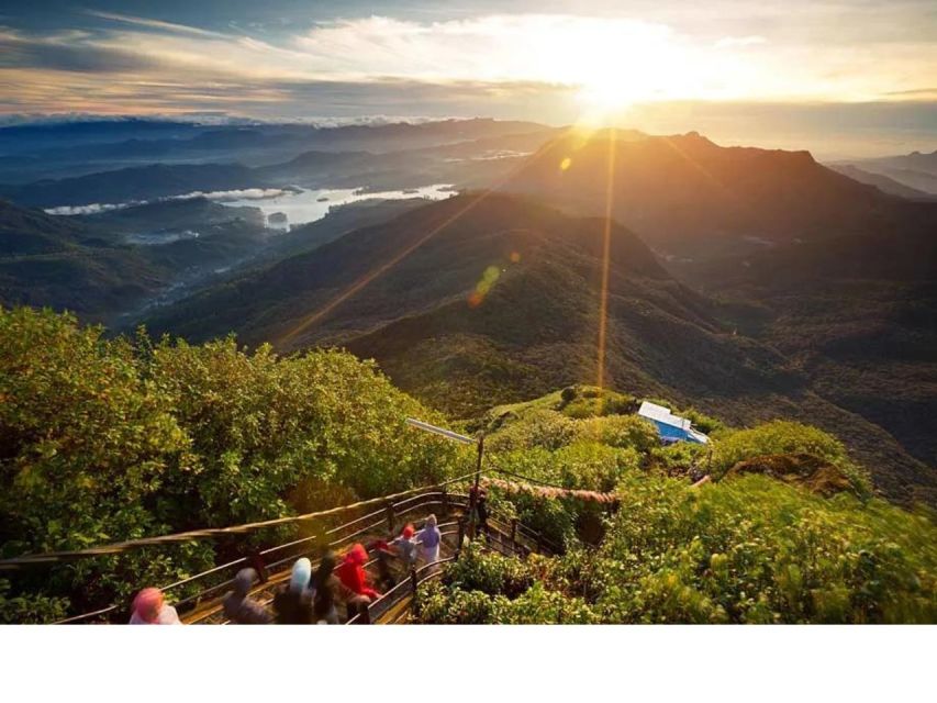 From Kandy: All Inclusive Adams Peak Epic Guided Hike - Who should choose this Adams Peak outing?