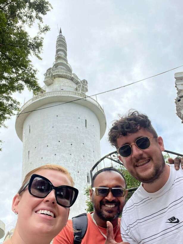 From Kandy: Ambuluwawa Full-Day Tour with Local Guide - Kandyan dance and the final cultural stop