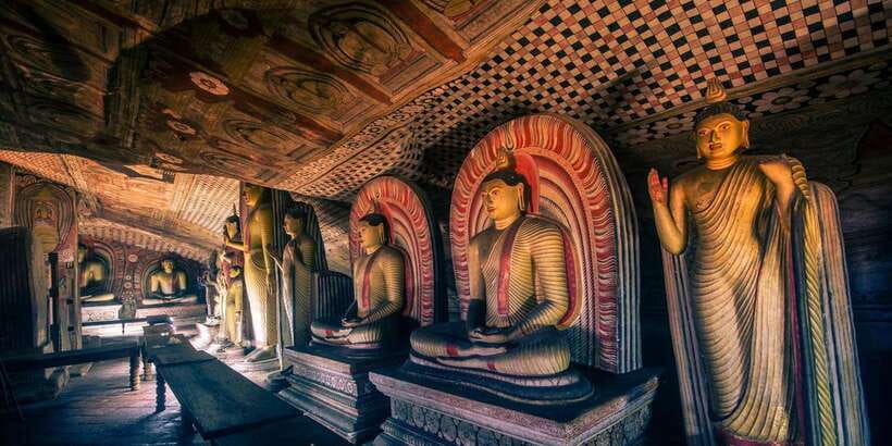 From Kandy: Sigiriya and Dambulla Private Day Tour - Climbing Sigiriya Rock Fortress