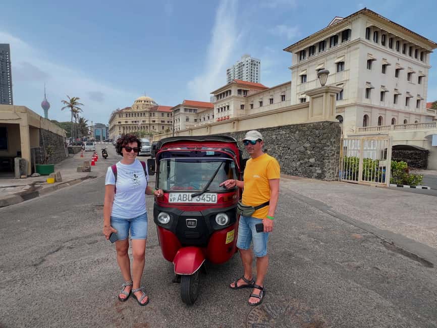 From Negombo: Colombo City Tour by Tuk Tuk with Hotel Pickup - Gangaramaya Temple and the city’s religious mix