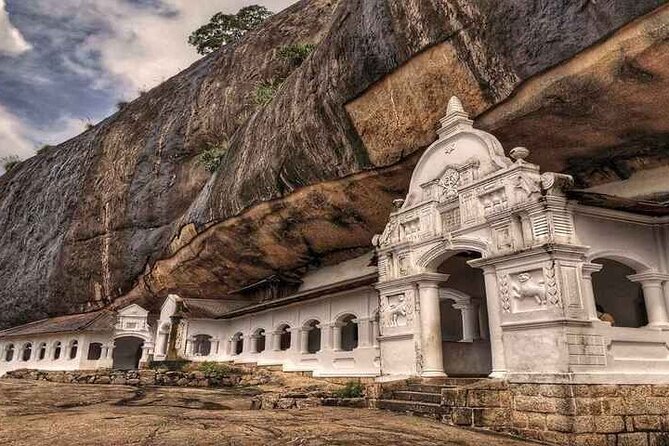 From Sigiriya to Kandy Private Transfer - A useful bridge from Sigiriya to Kandy