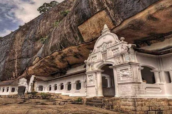From Sigiriya to Kandy Transfer by Private Comfortable Car - Booking details worth checking before departure