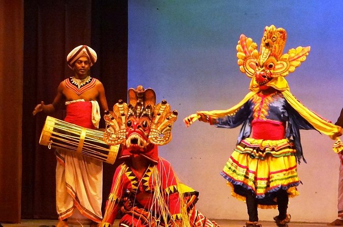 Full-Day Kandy Highlights Tour - Temple of the Sacred Tooth Relic and its practical rules
