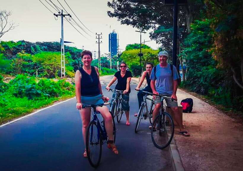 Galle: All Inclusive City & Fort Guided Cycling tour - Seeing Galle beyond the postcard streets