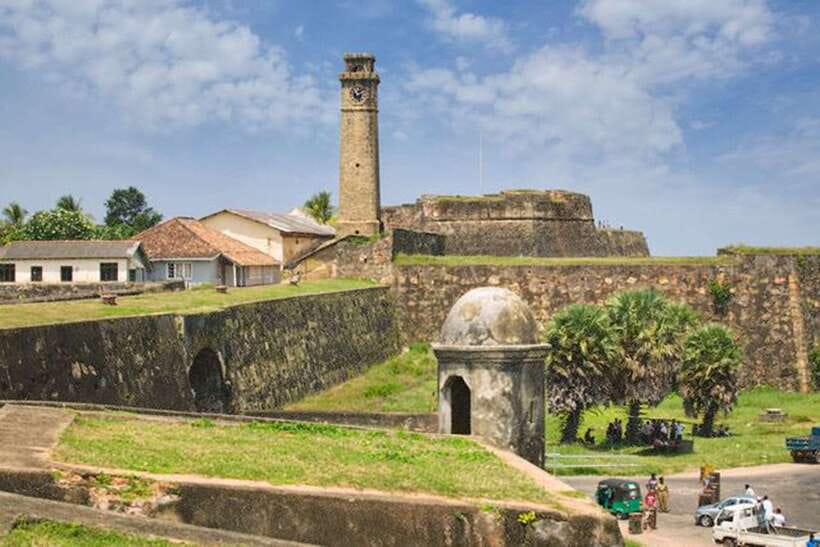 Galle: All Inclusive City & Fort Guided Cycling tour - Bikes, safety, and comfort on the road