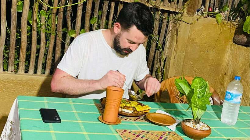 Galle: Cooking Class at a Local Home and Market Tour - The Meal: Many Curries, One Table