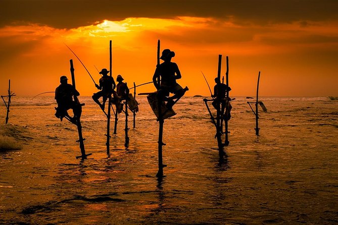 Galle Day Tour: Boat Safari, Dutch Fort, Stick Fishing & Turtles - Masks, moonstones, and the coastal crafts route