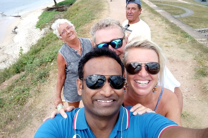 Galle day tour - Colombo to Galle trip - All Included - Lunch by the beach at Hikkaduwa