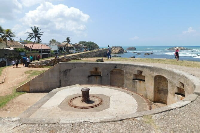 Galle Fort Walk with Glamorous Stories - The Dutch Reformed Church and the human side of colonial rule