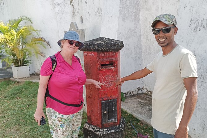 Galle Fort Walking Tour with a local guide - Why a local guide helps inside Galle Fort
