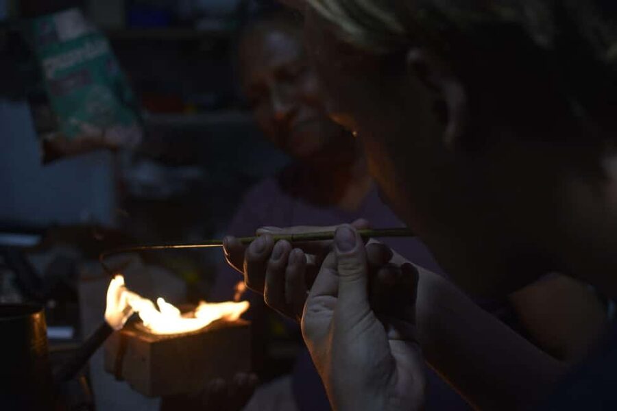 Galle: Traditional Gems & Jewellery Workshop with Transfers - Key points at a glance