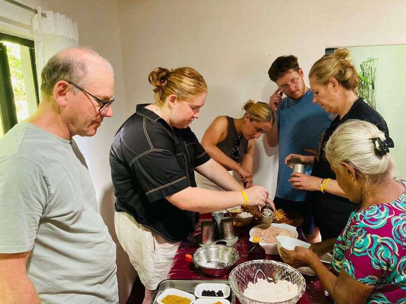 Galle: Traditional Sri Lankan Cooking Class - A local kitchen instead of a cooking school