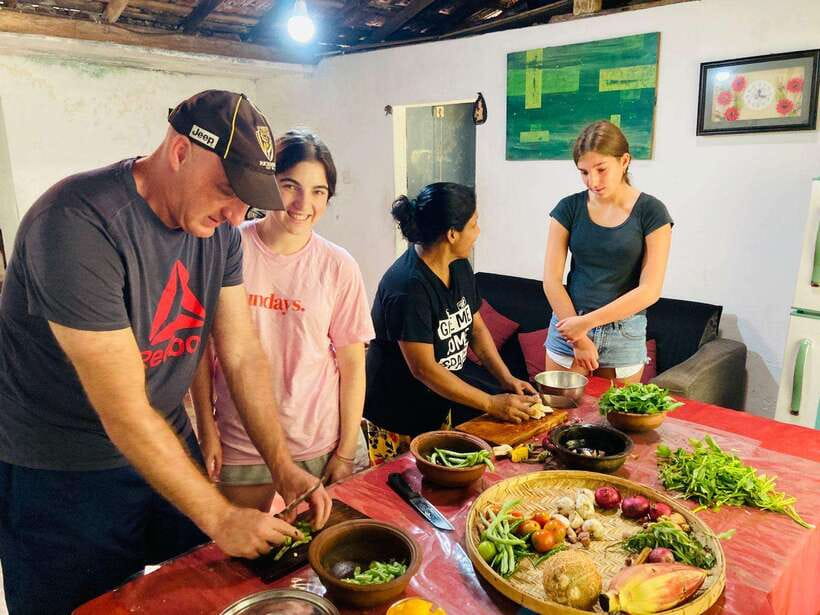 Galle: Traditional Sri Lankan Cooking Class - The hands-on work, and the important catch