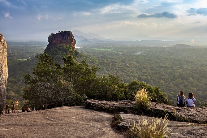 Guided Hike & Picnic with an Amazing View on Pidurangala Rock - Why Pidurangala is worth your morning