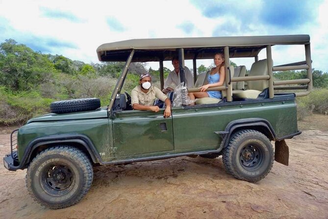 Guided Leopard Safari in Yala National Park in a Land Rover Defender - Why Yala is the right place for a leopard safari