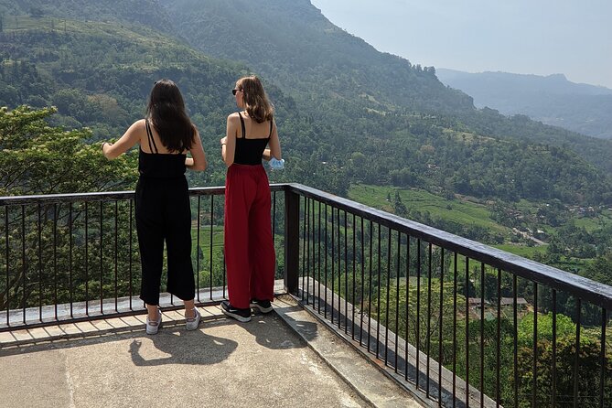 Half-Day Private Trip to Waterfalls and Tea Factory - Oak Ray Tea Factory and the Kotmale Dam view