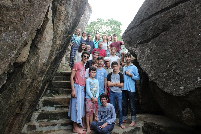 Highly recommended multi day tour in Sri Lanka - Nuwara Eliya’s cool air and tea country
