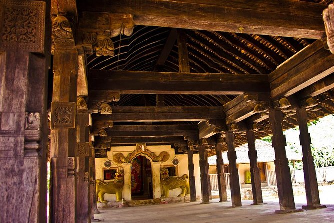 I Day Kandy Heritage Culture Tour - Three old temples around Udu Nuwara