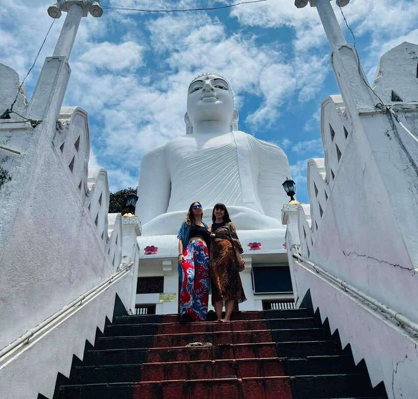 Kandy City Day Tour from Colombo, Negombo or Katunayake - Kandy Lake and the city center