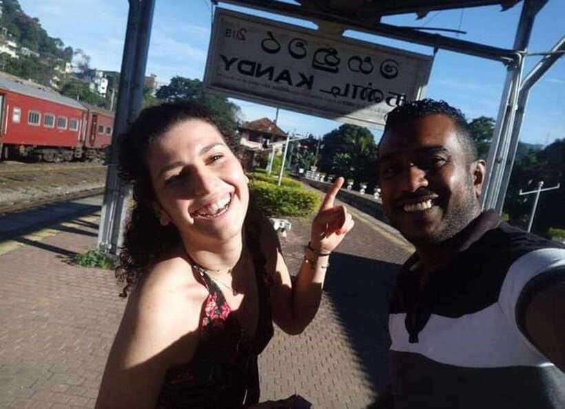 Kandy City Tour & Ambuluwawa Tuk Tuk Adventure - Spice gardens, wood carving, batik, and the museum