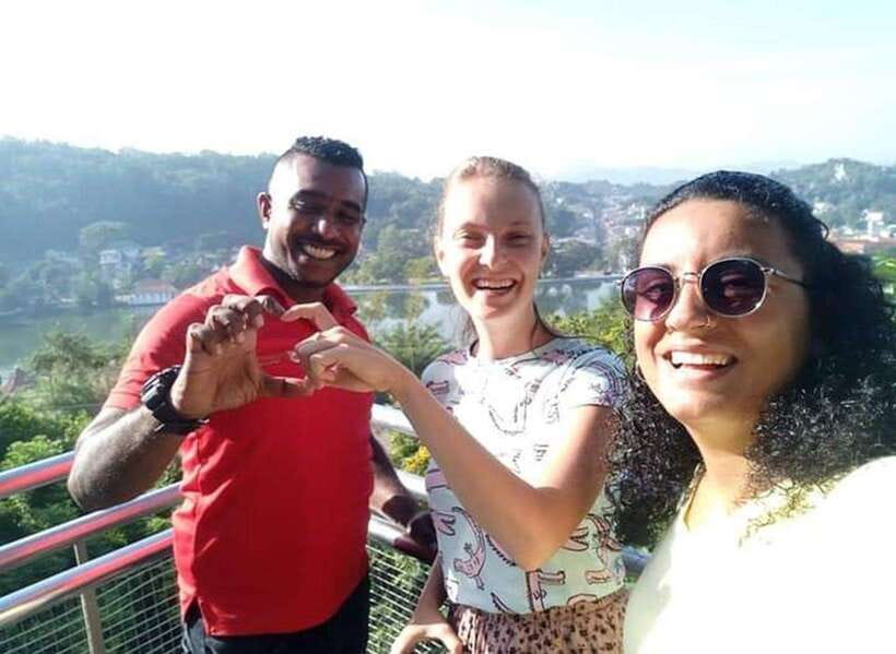 Kandy City Tour & Ambuluwawa Tuk Tuk Adventure - Ambuluwawa Tower and the first big view