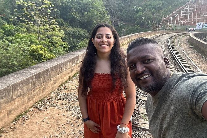 Kandy City Tour By Best Guide Lanka Tours - Ceylon Tea at New Giragama